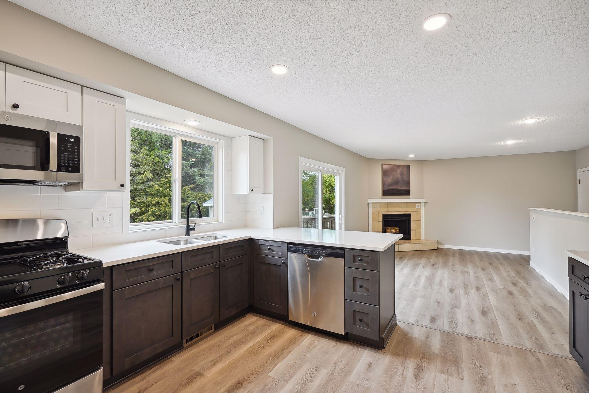 6880 Chaparral Lane