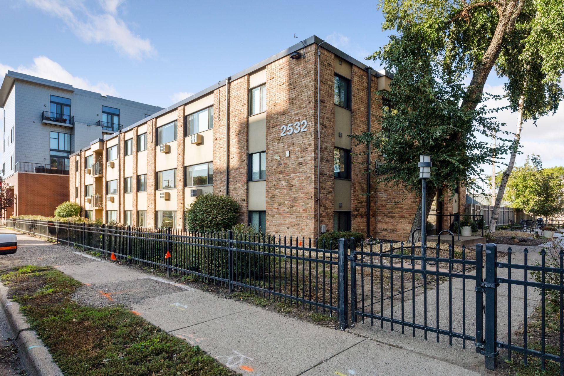 2532 1st Avenue S Unit: S101