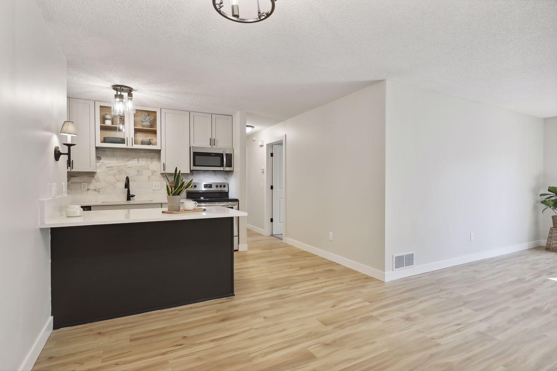 2041 N Park Drive Unit: 5