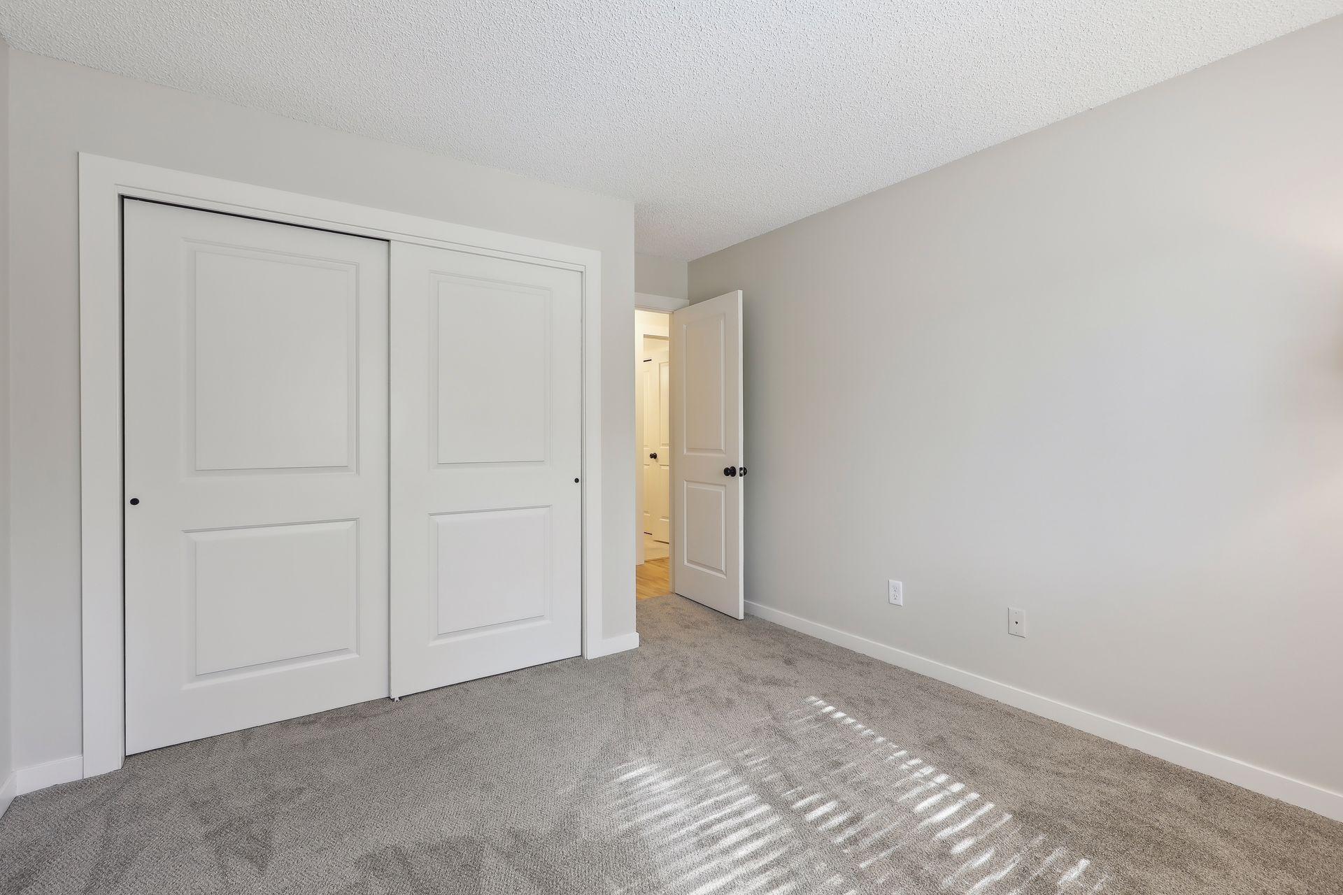 2041 N Park Drive Unit: 5