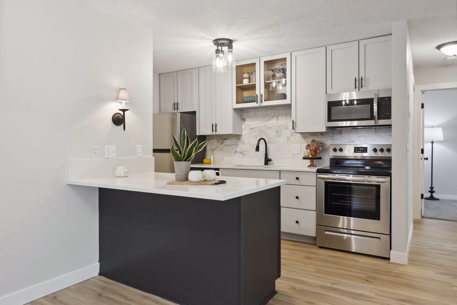2041 N Park Drive Unit: 5
