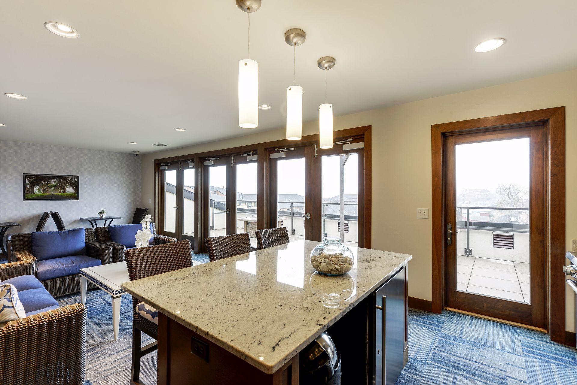 875 Lake Street N Unit: 211