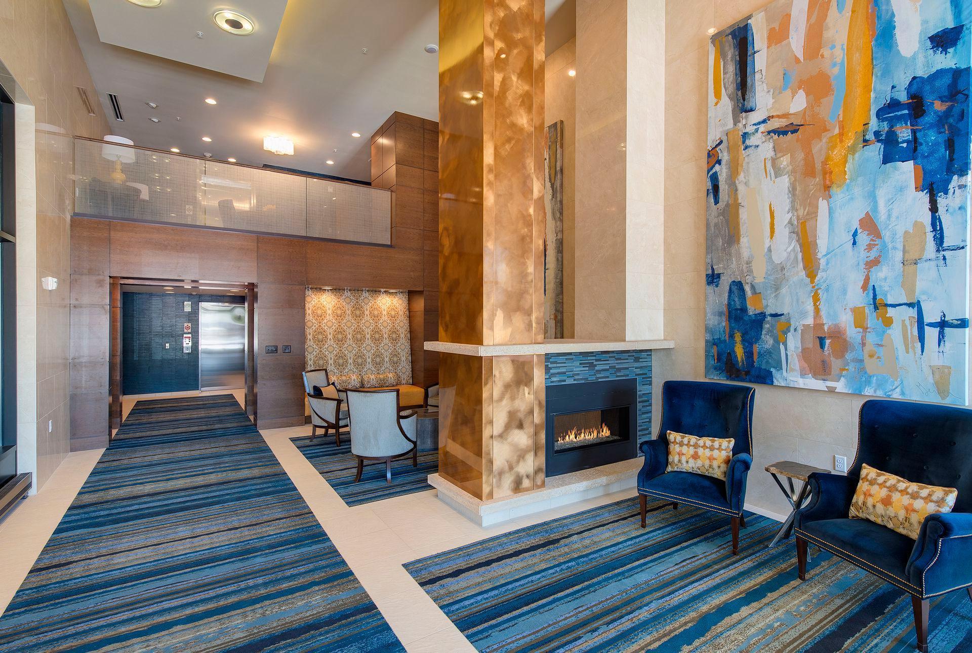 875 Lake Street N Unit: 211