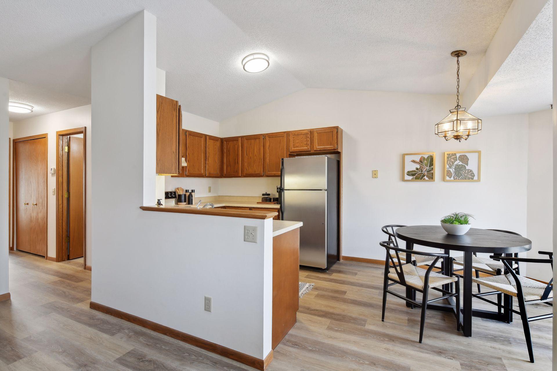 3335 Nevada Avenue N Unit: 3503