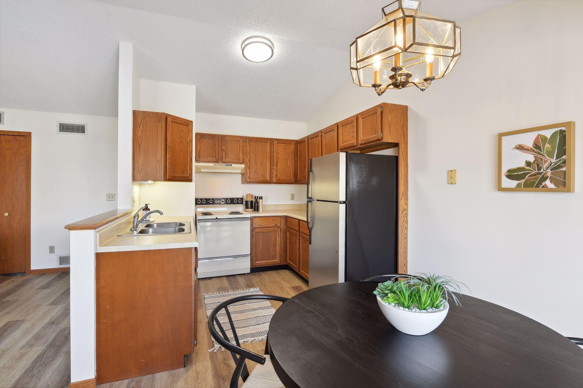 3335 Nevada Avenue N Unit: 3503