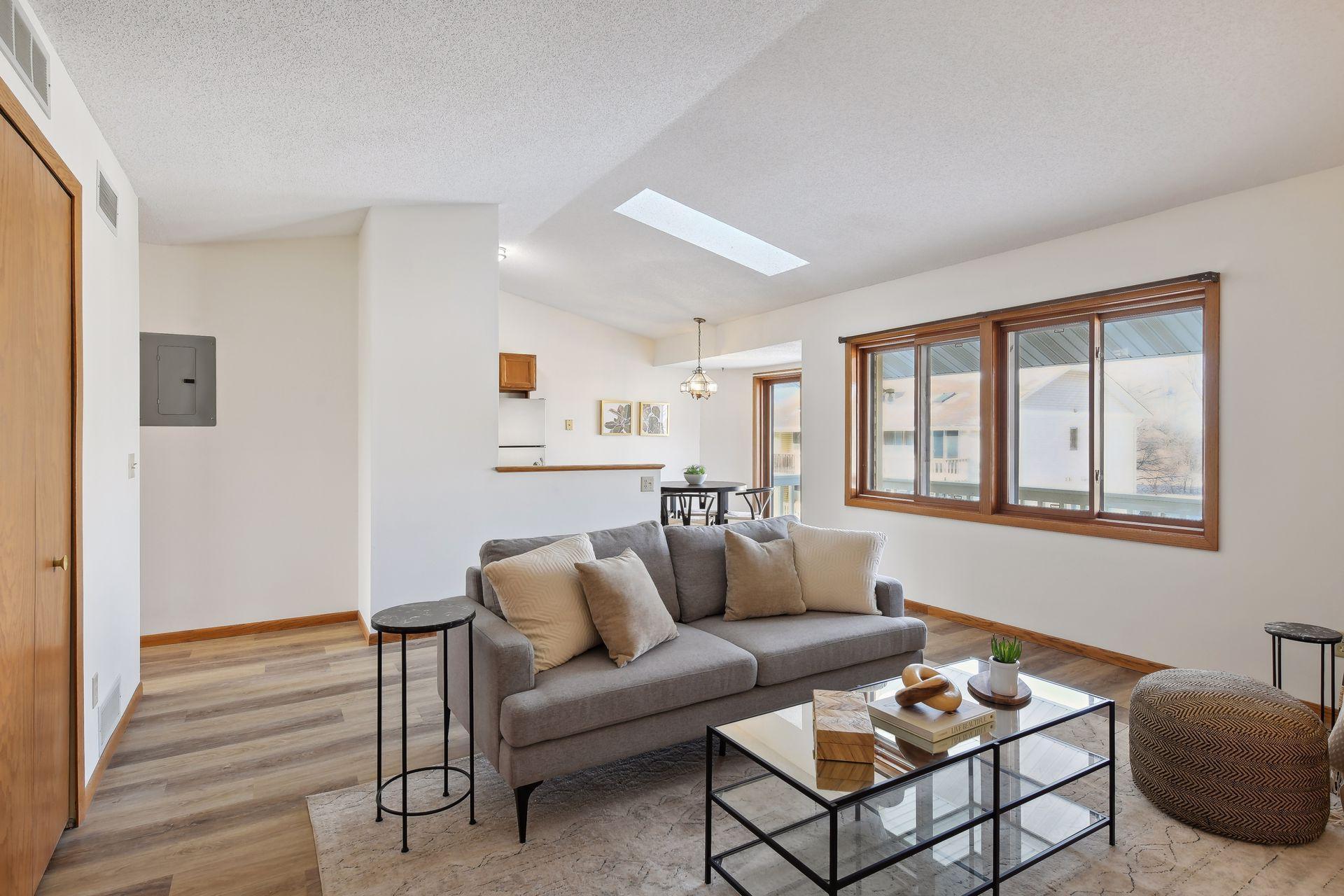 3335 Nevada Avenue N Unit: 3503