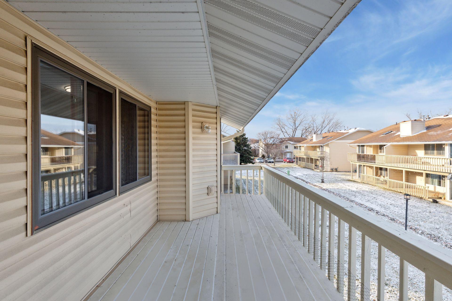 3335 Nevada Avenue N Unit: 3503
