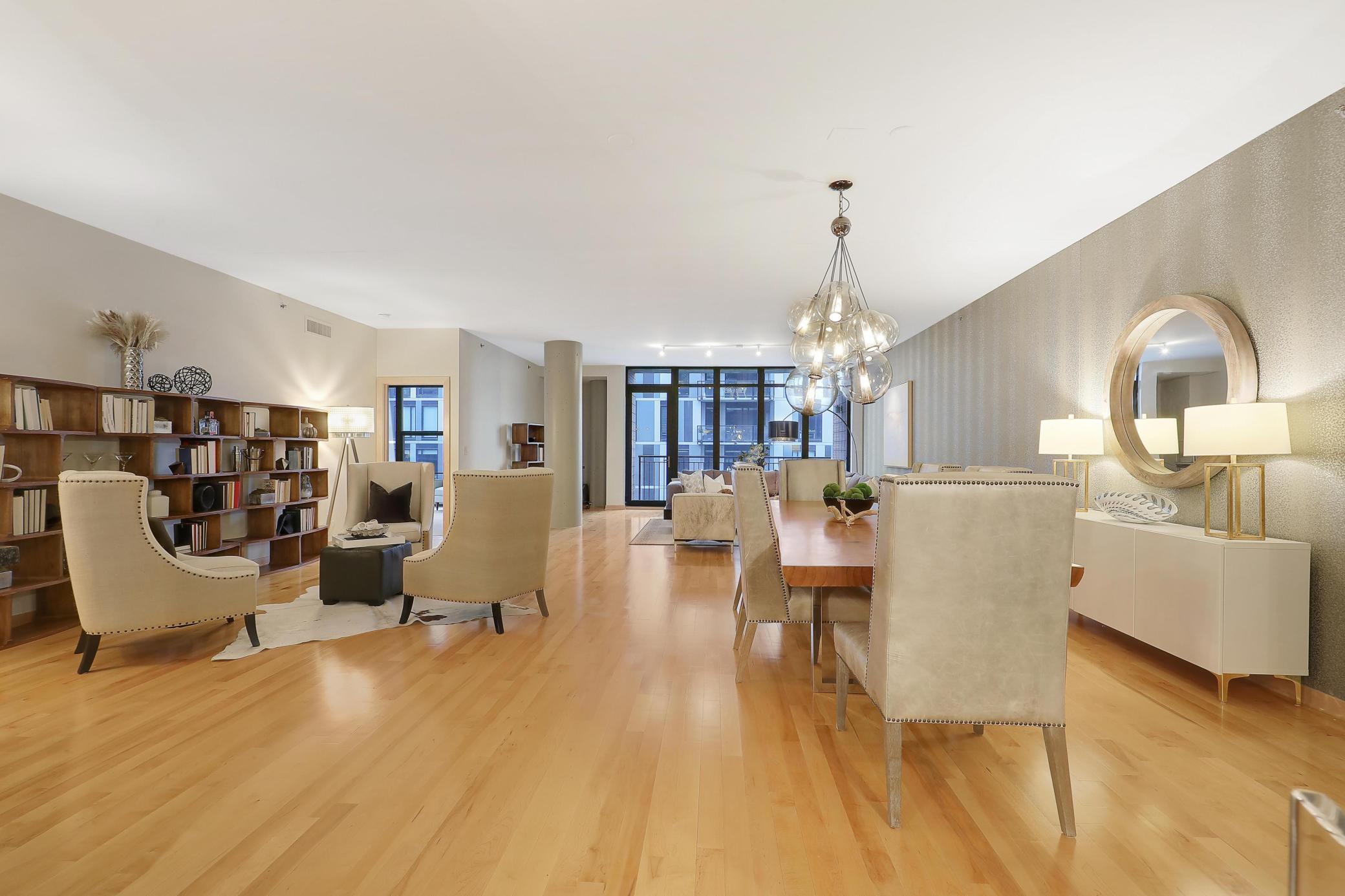 215 10th Avenue S Unit: 414