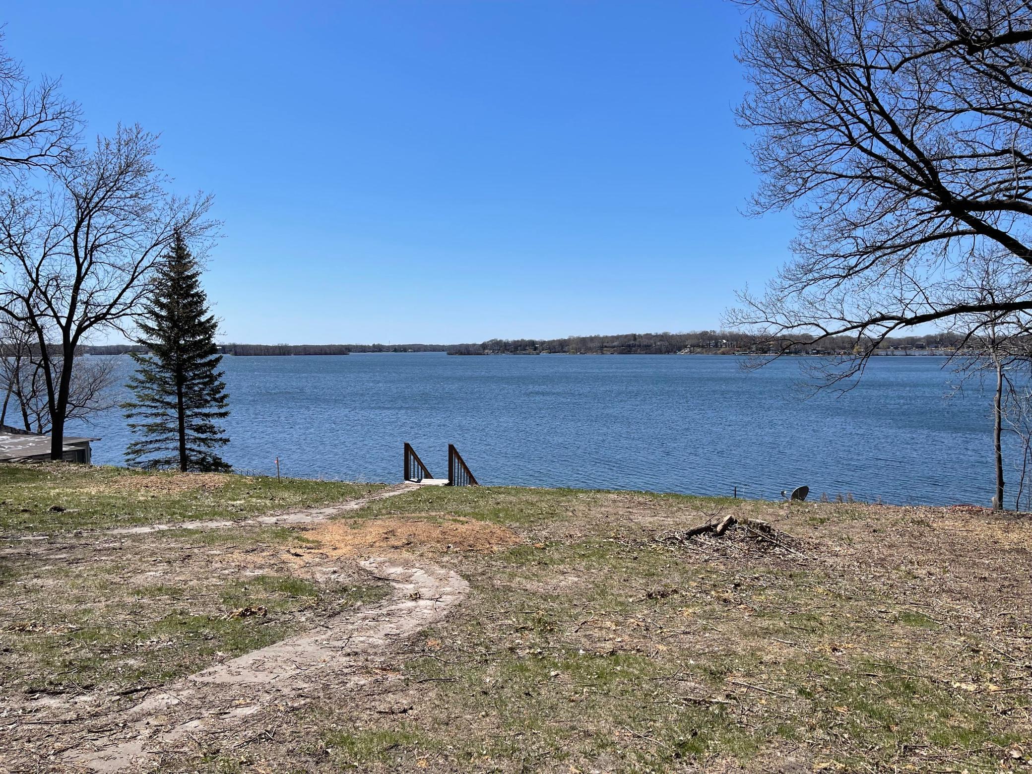 2475 Dunwoody Avenue