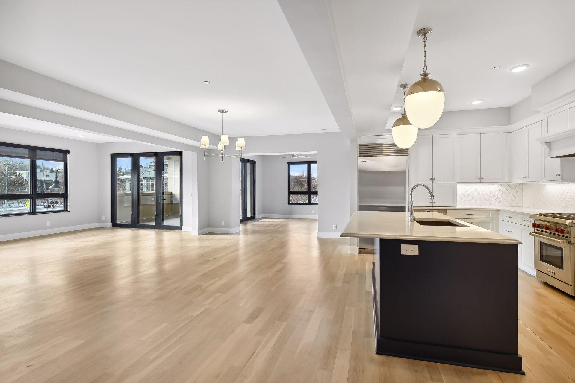 222 Ferndale Road S Unit: 203