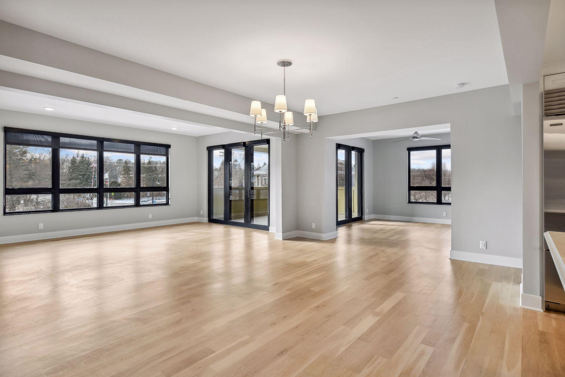 222 Ferndale Road S Unit: 203