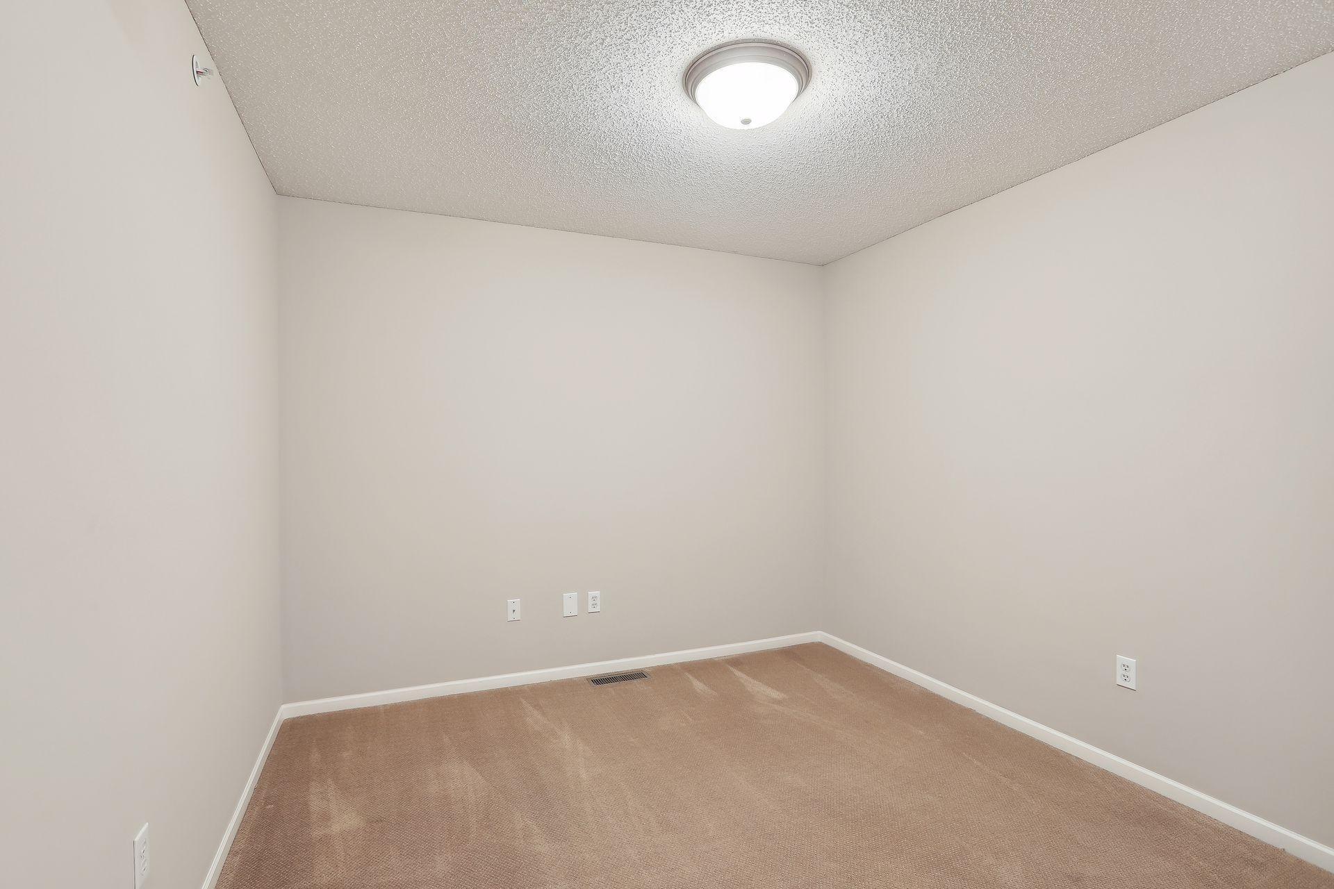 1550 Zarthan Avenue S Unit: 508
