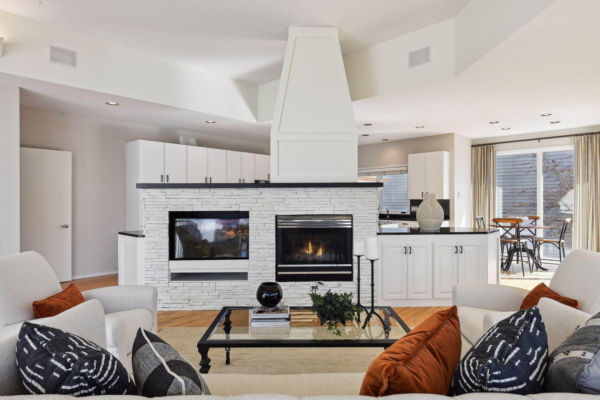 18429 Melissa Circle