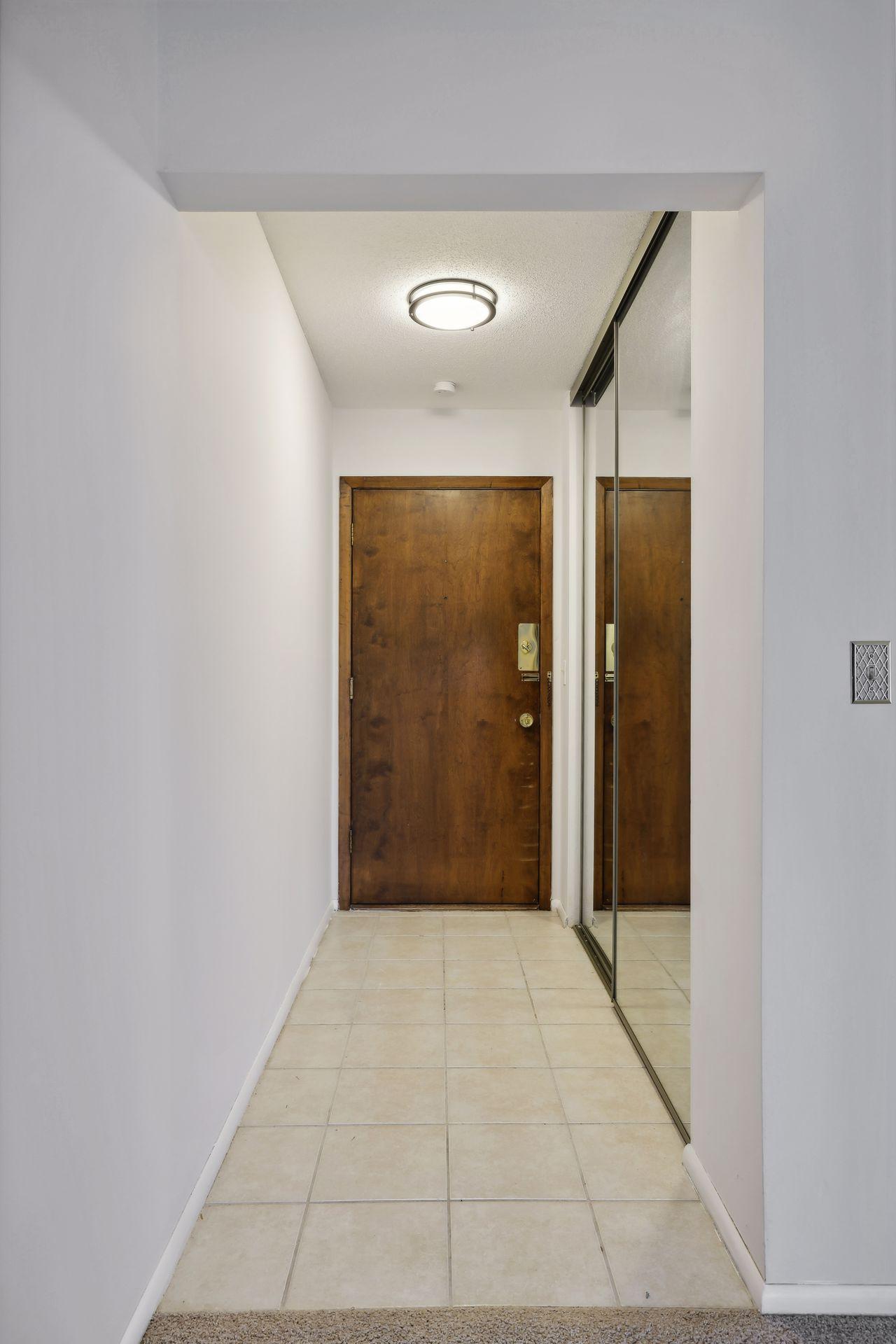 4380 Brookside Court Unit: 121