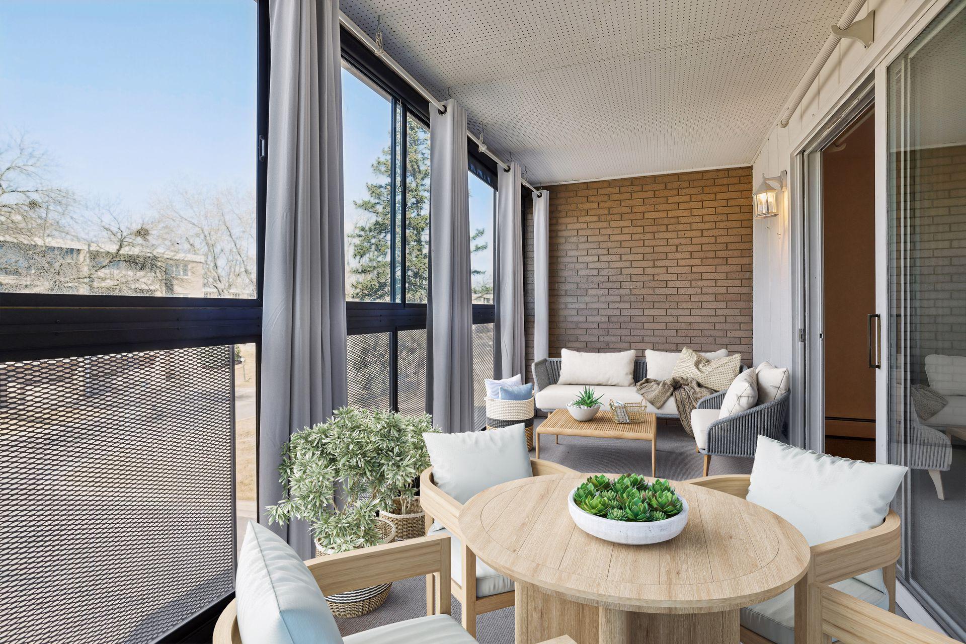 4380 Brookside Court Unit: 121