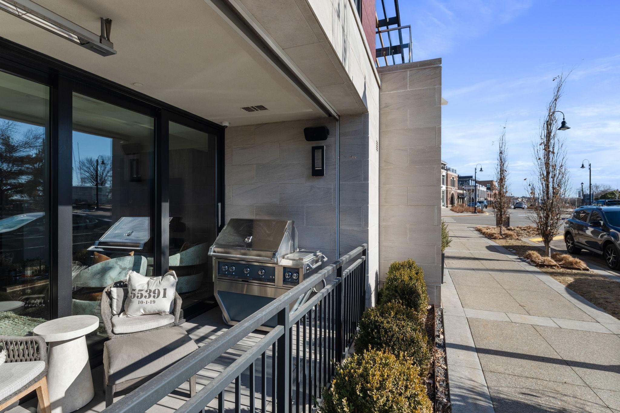 275 Lake Street E Unit: 103