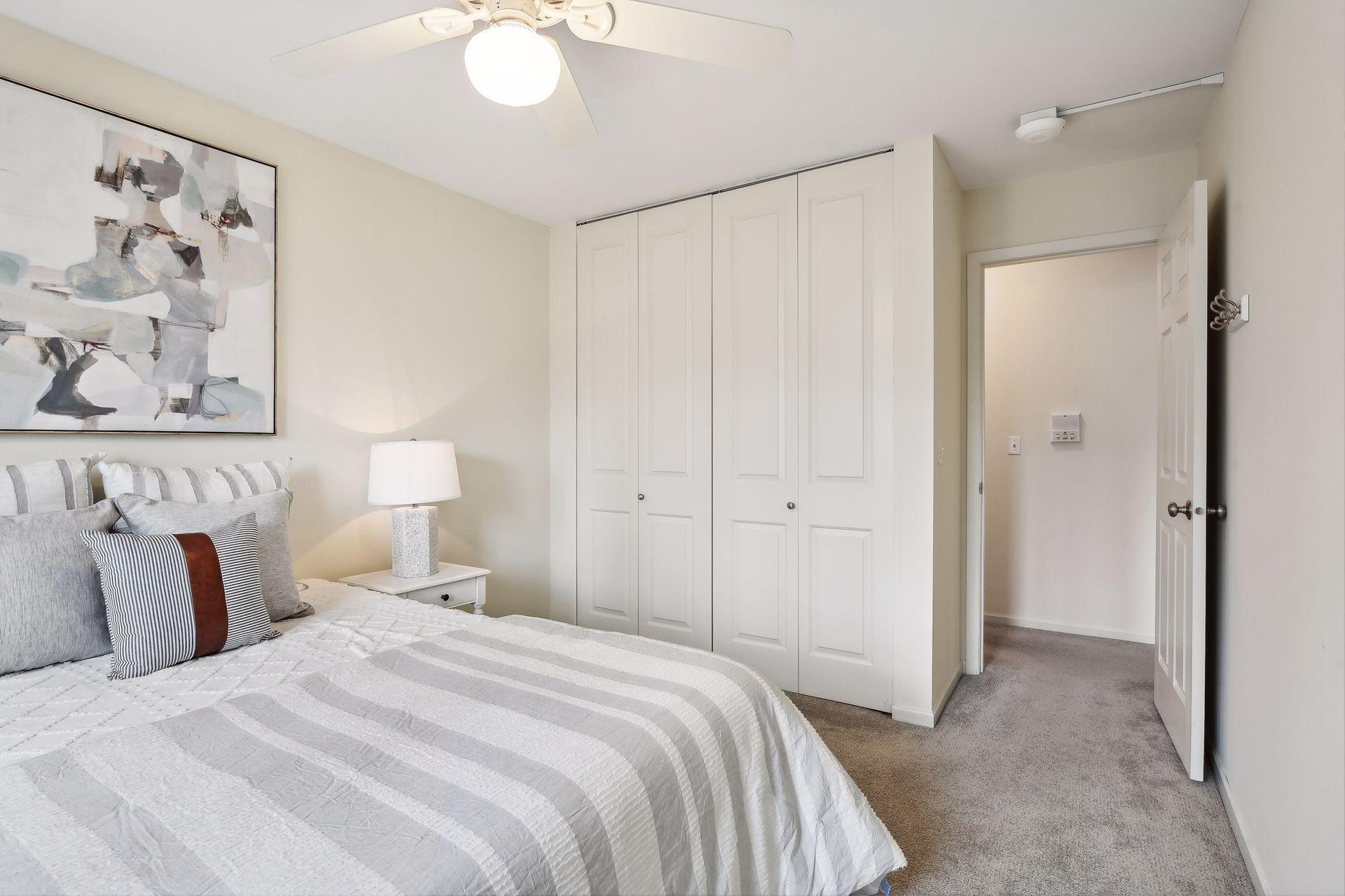 4407 Wilshire Boulevard Unit: 305