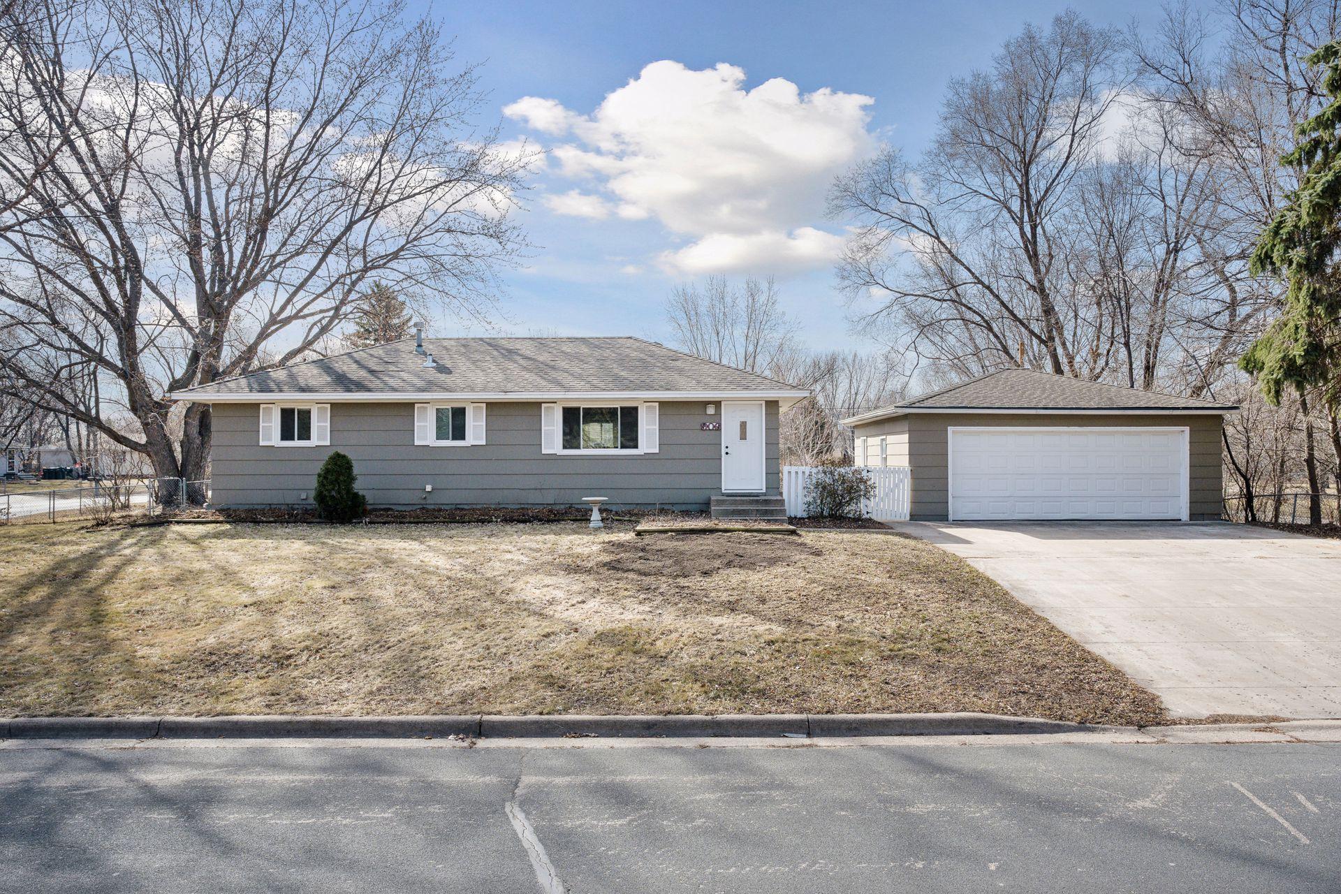 906 paul parkway