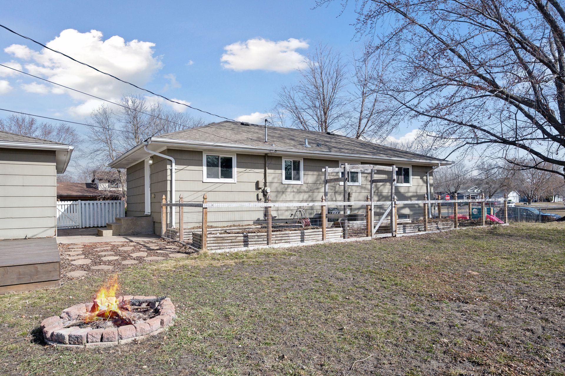 906 paul parkway