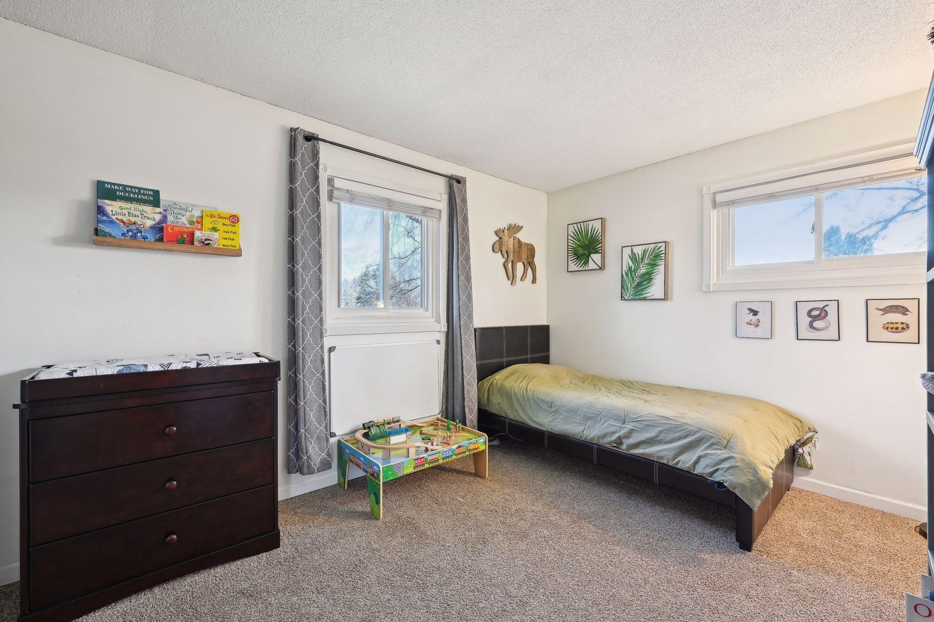906 paul parkway