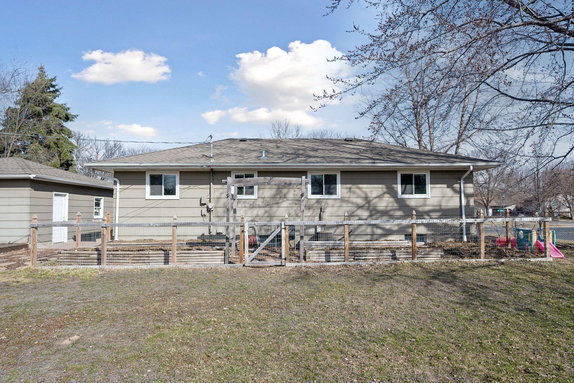 906 paul parkway