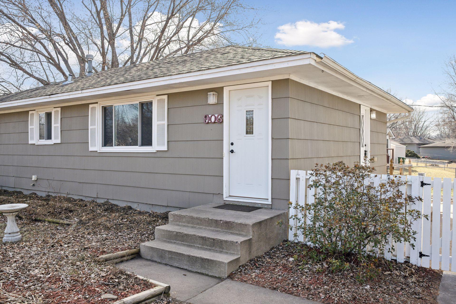 906 paul parkway