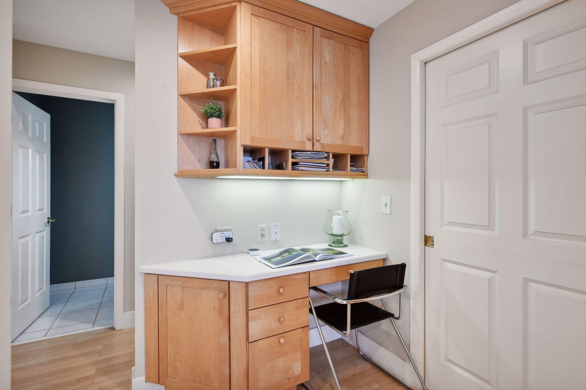 5940 Hardscrabble Circle