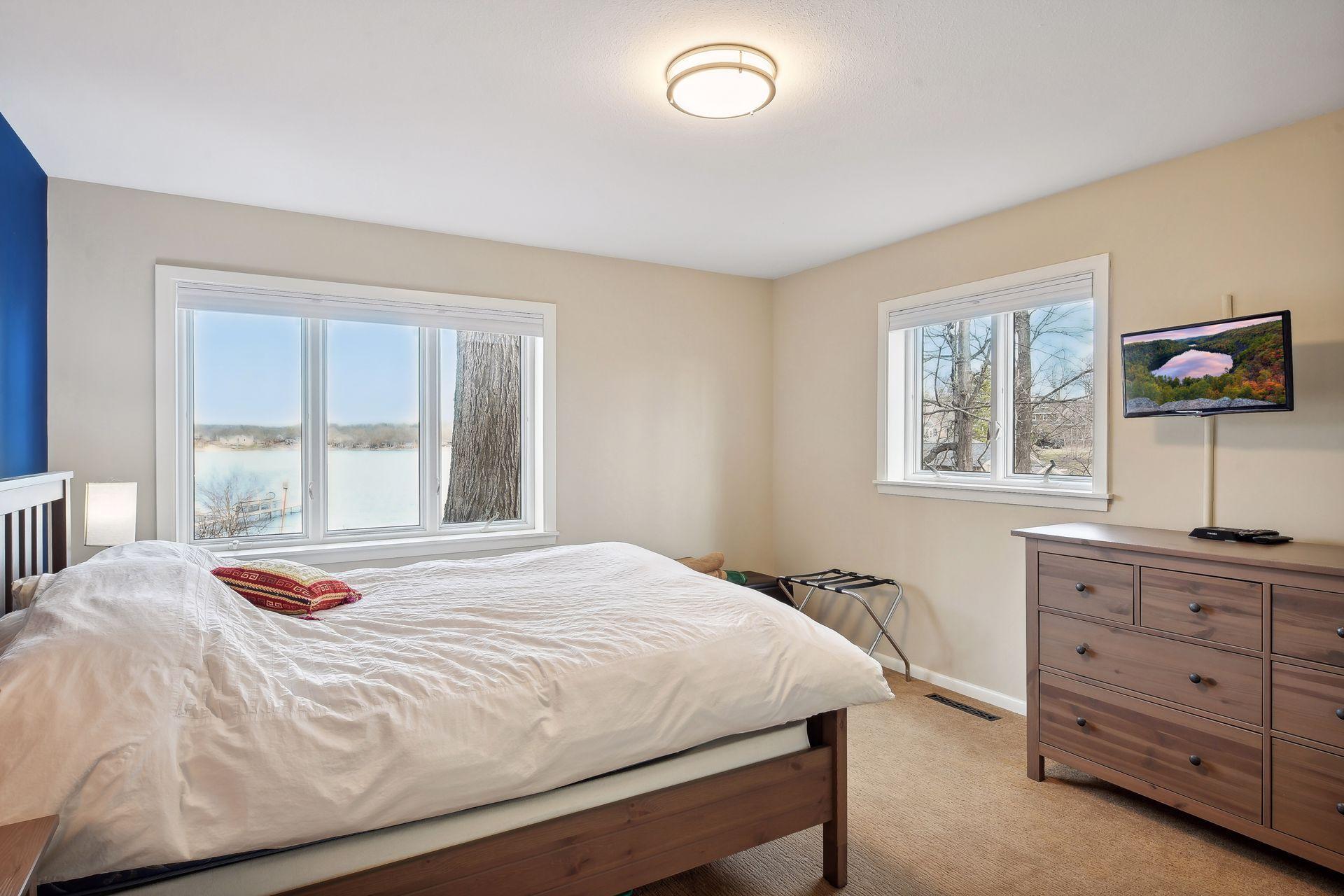 5940 Hardscrabble Circle