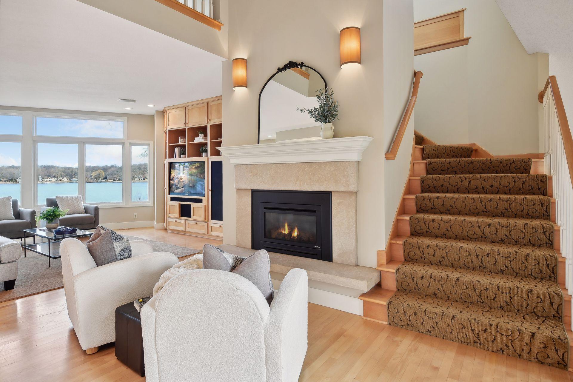 5940 Hardscrabble Circle