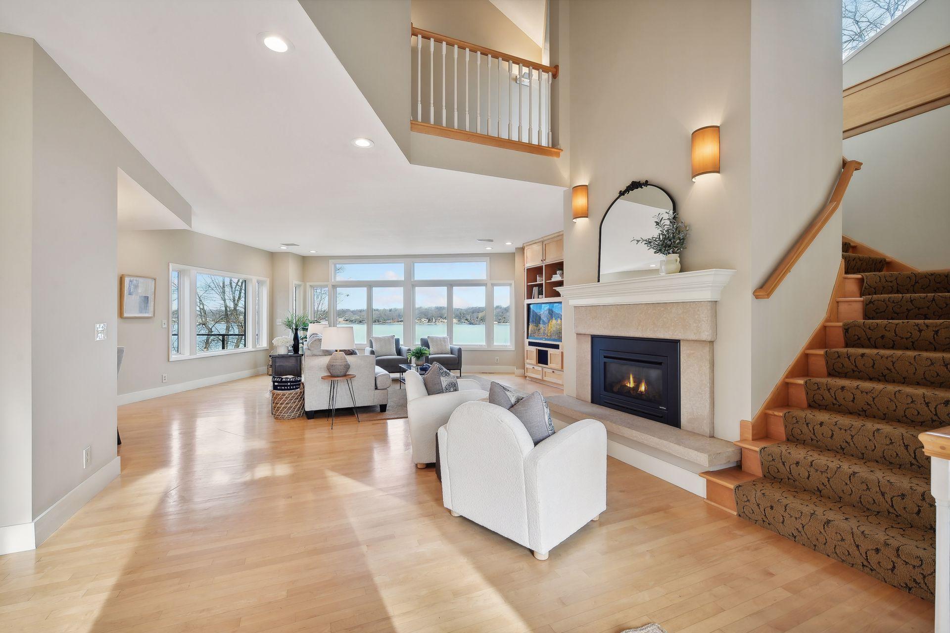 5940 Hardscrabble Circle