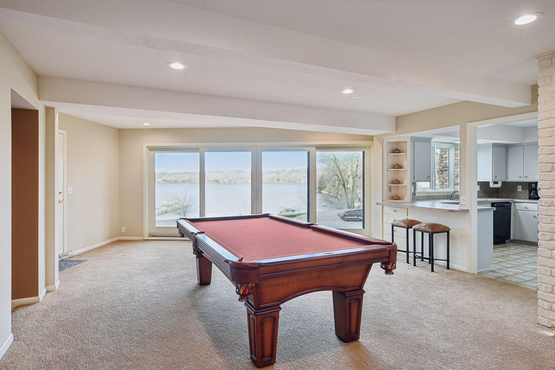 5940 Hardscrabble Circle