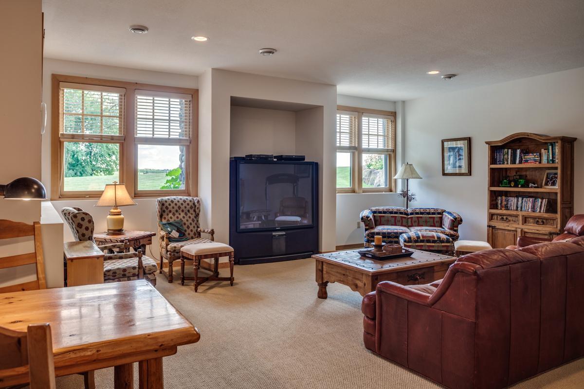 9130 Pioneer Trail
