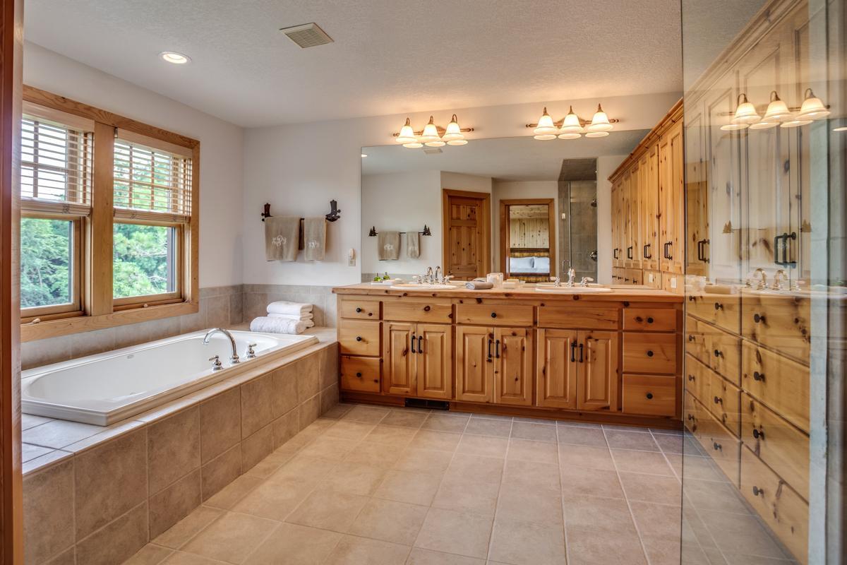 9130 Pioneer Trail