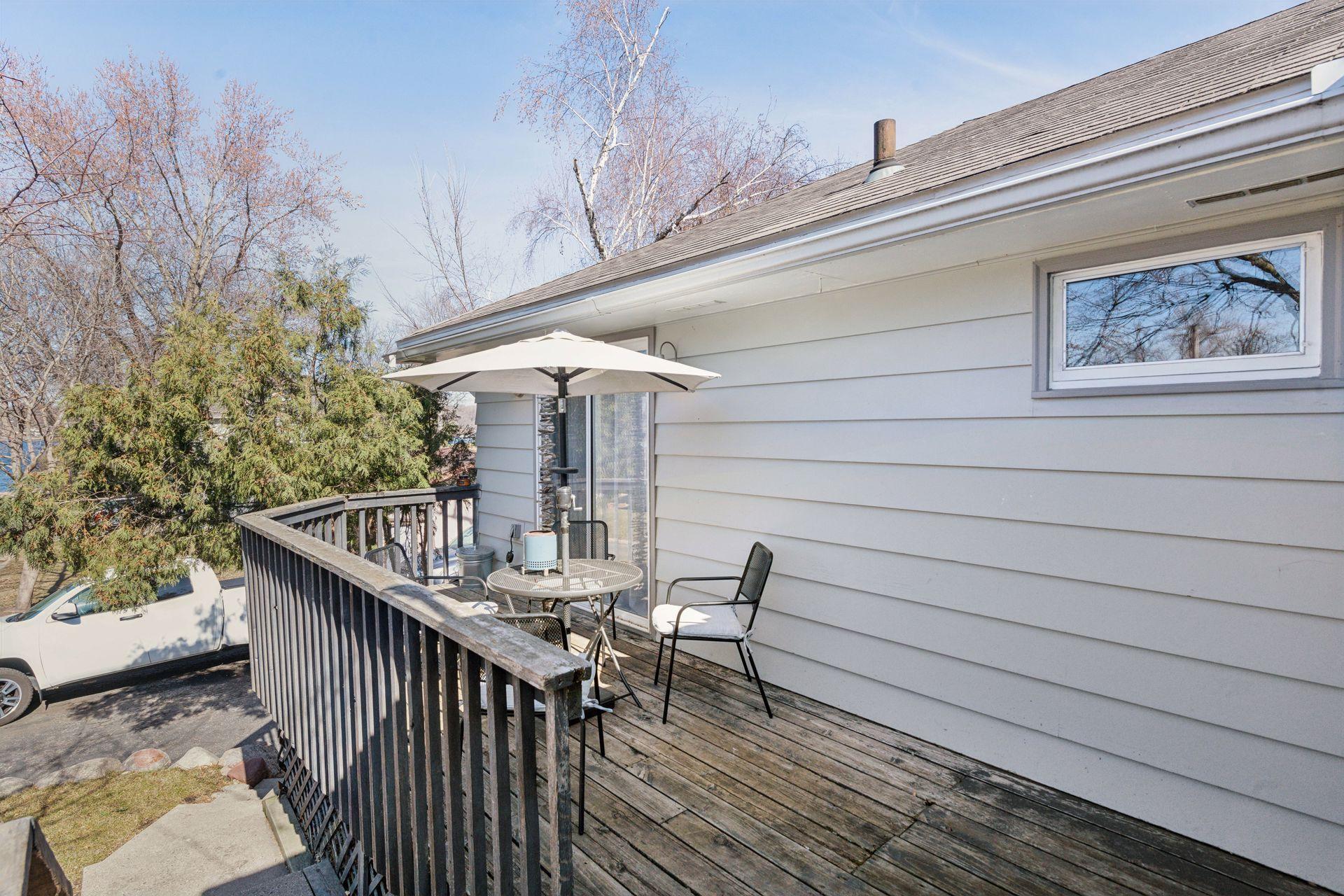 1574 Canary Lane