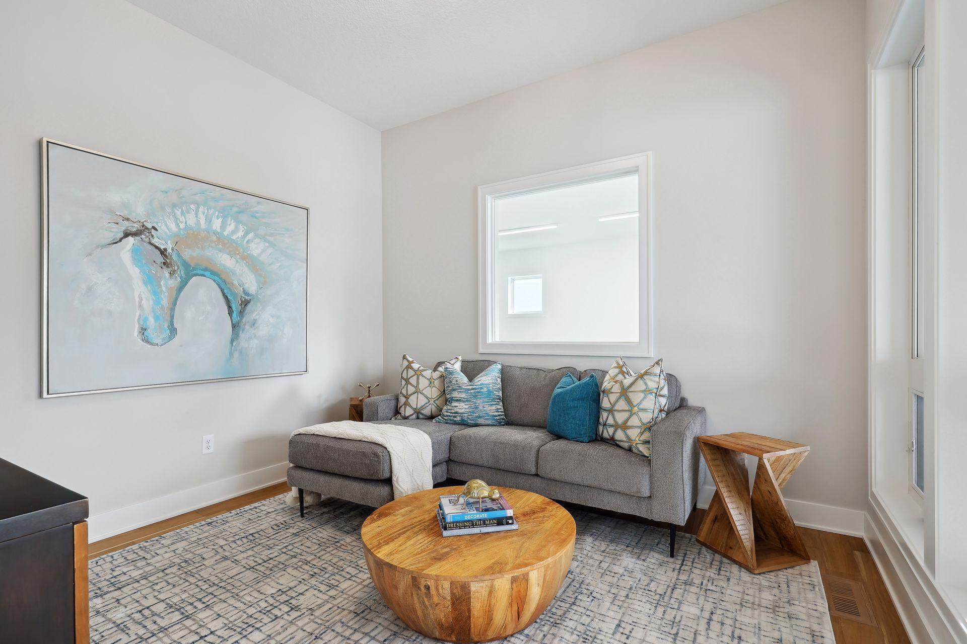 6303 Blackoaks Lane N