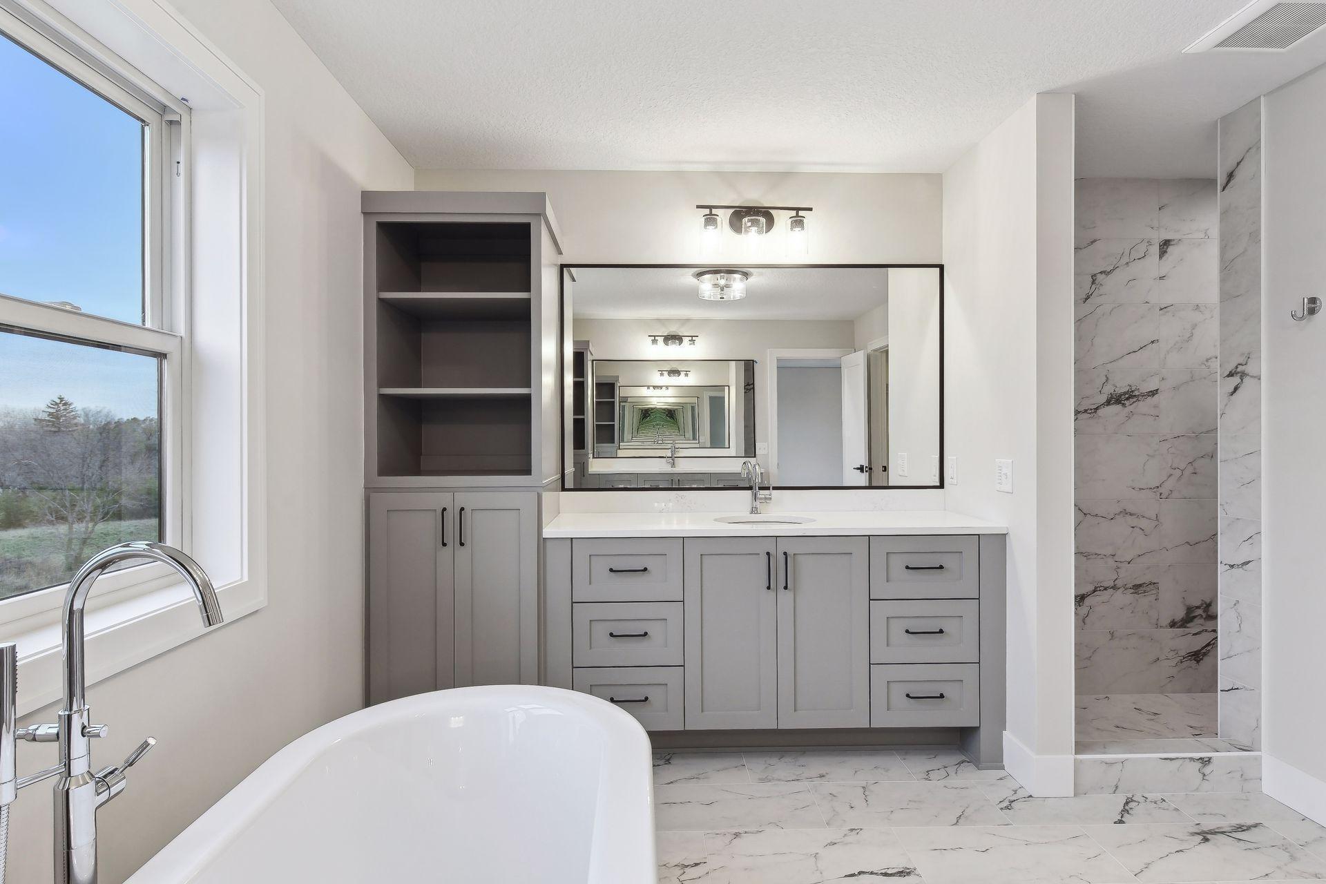 6303 Blackoaks Lane N