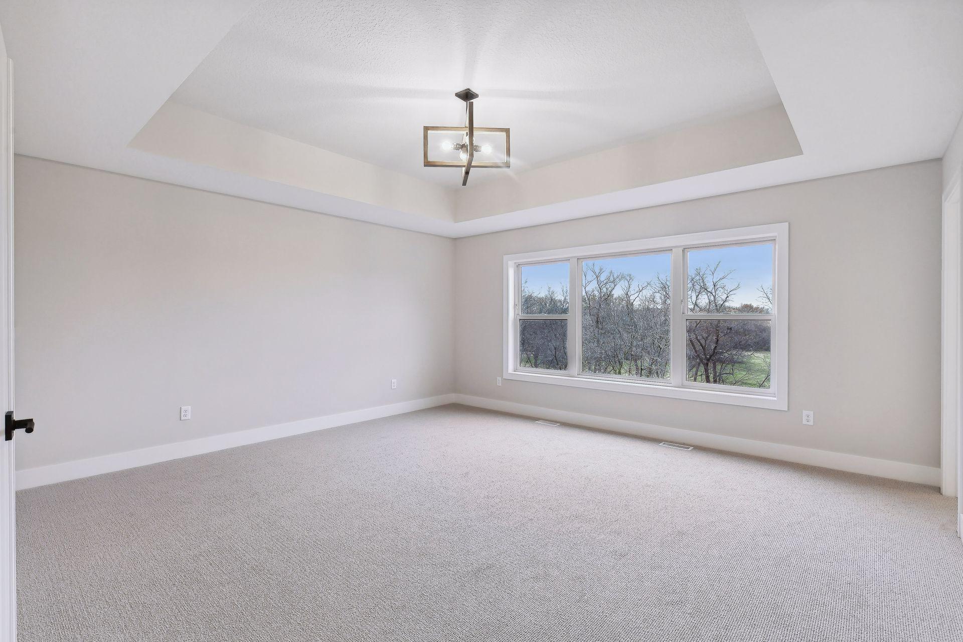 6303 Blackoaks Lane N