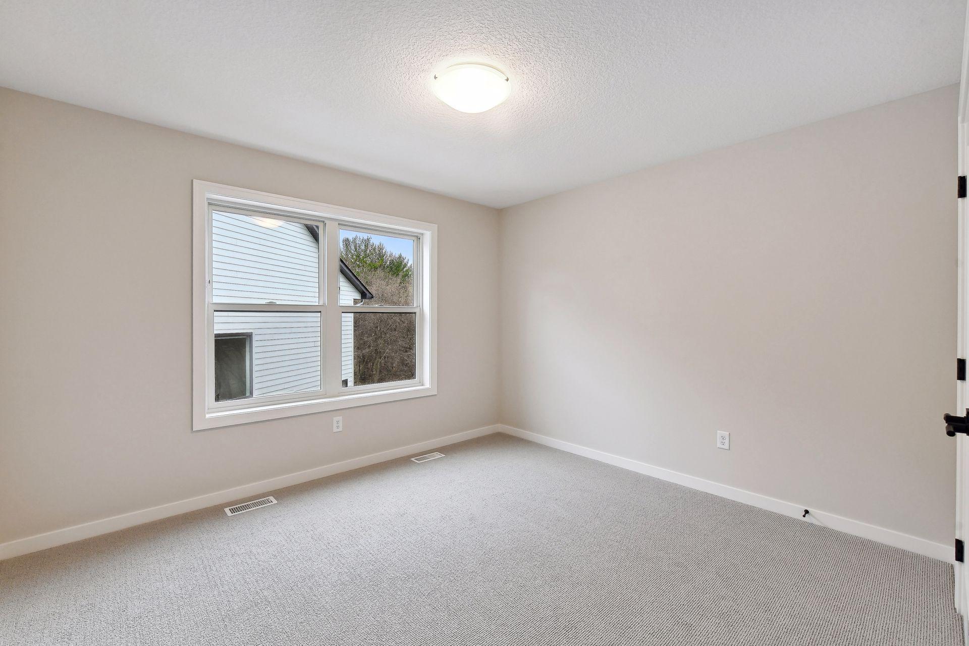 6303 Blackoaks Lane N