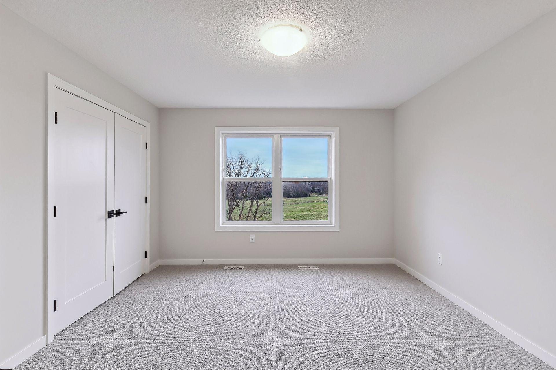 6303 Blackoaks Lane N