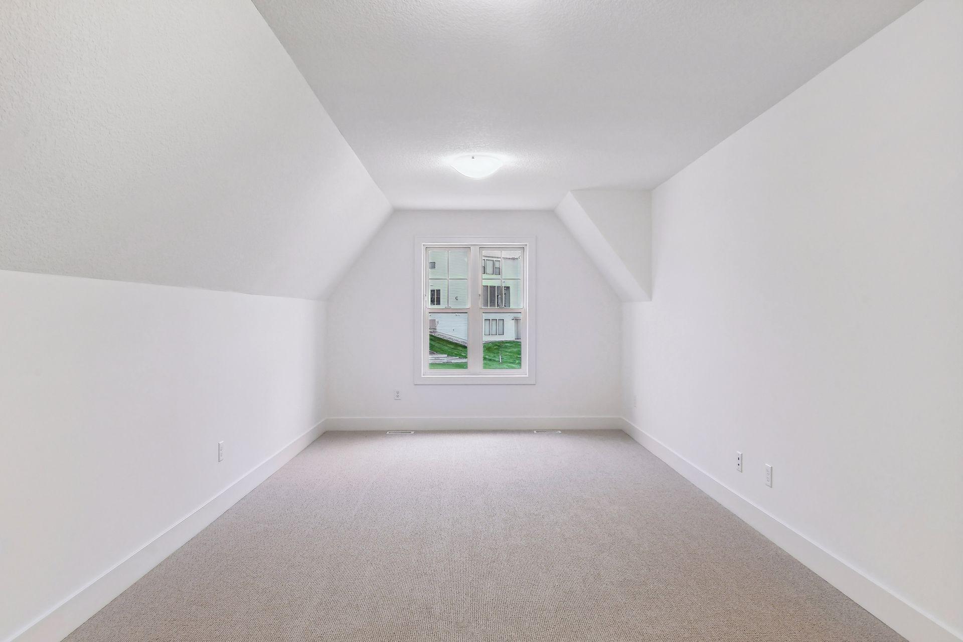 6303 Blackoaks Lane N