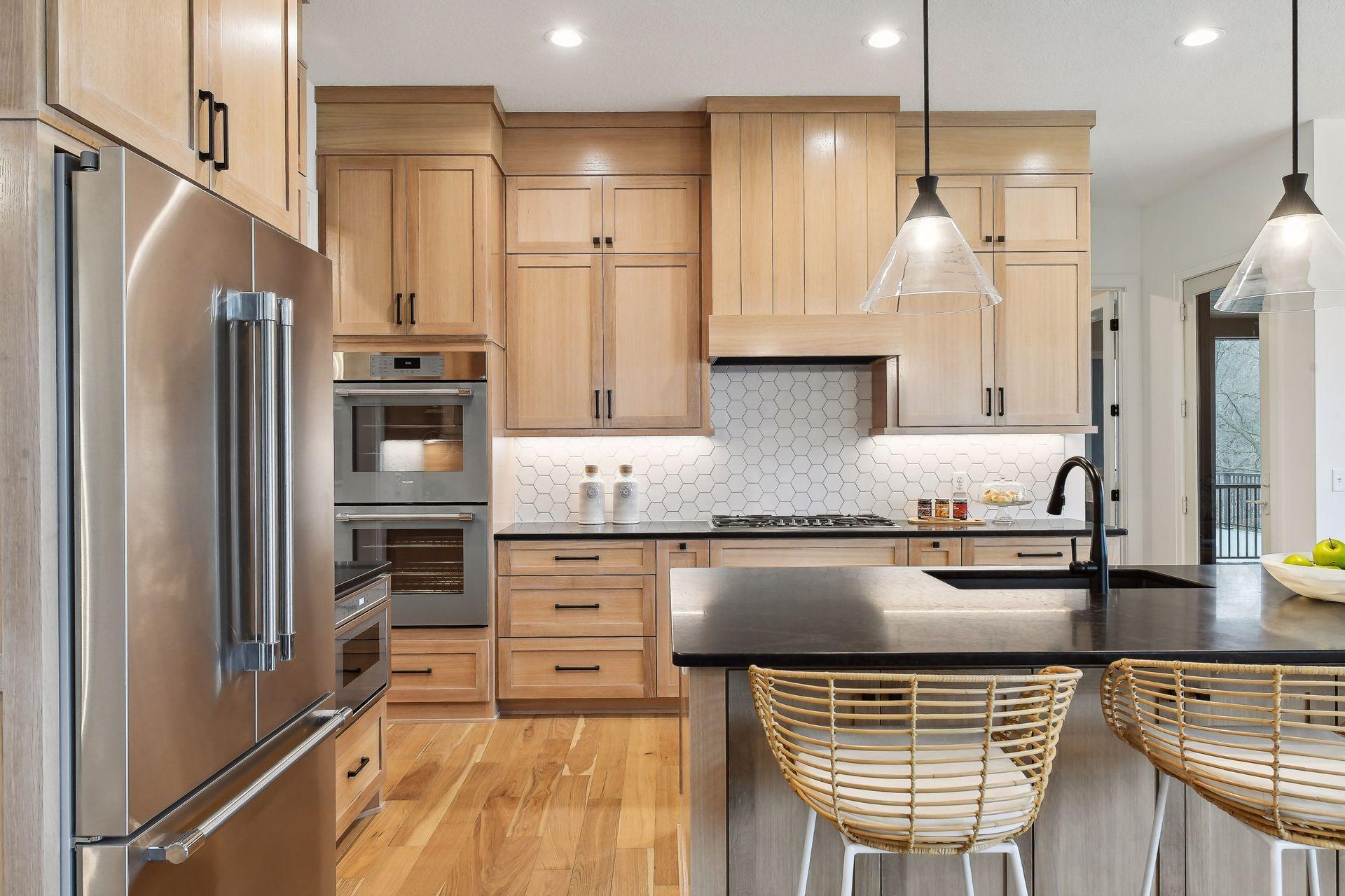 6303 Blackoaks Lane N