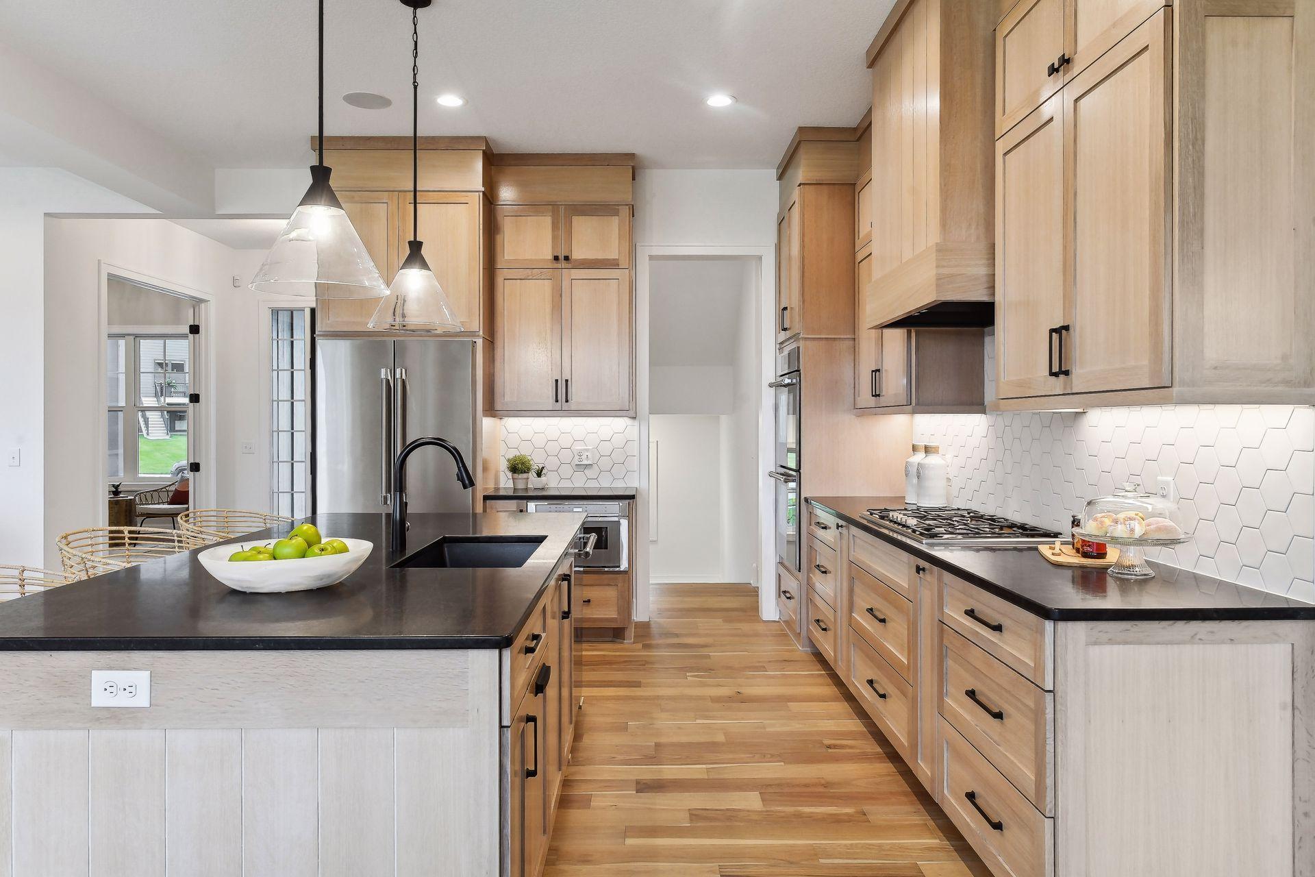 6303 Blackoaks Lane N