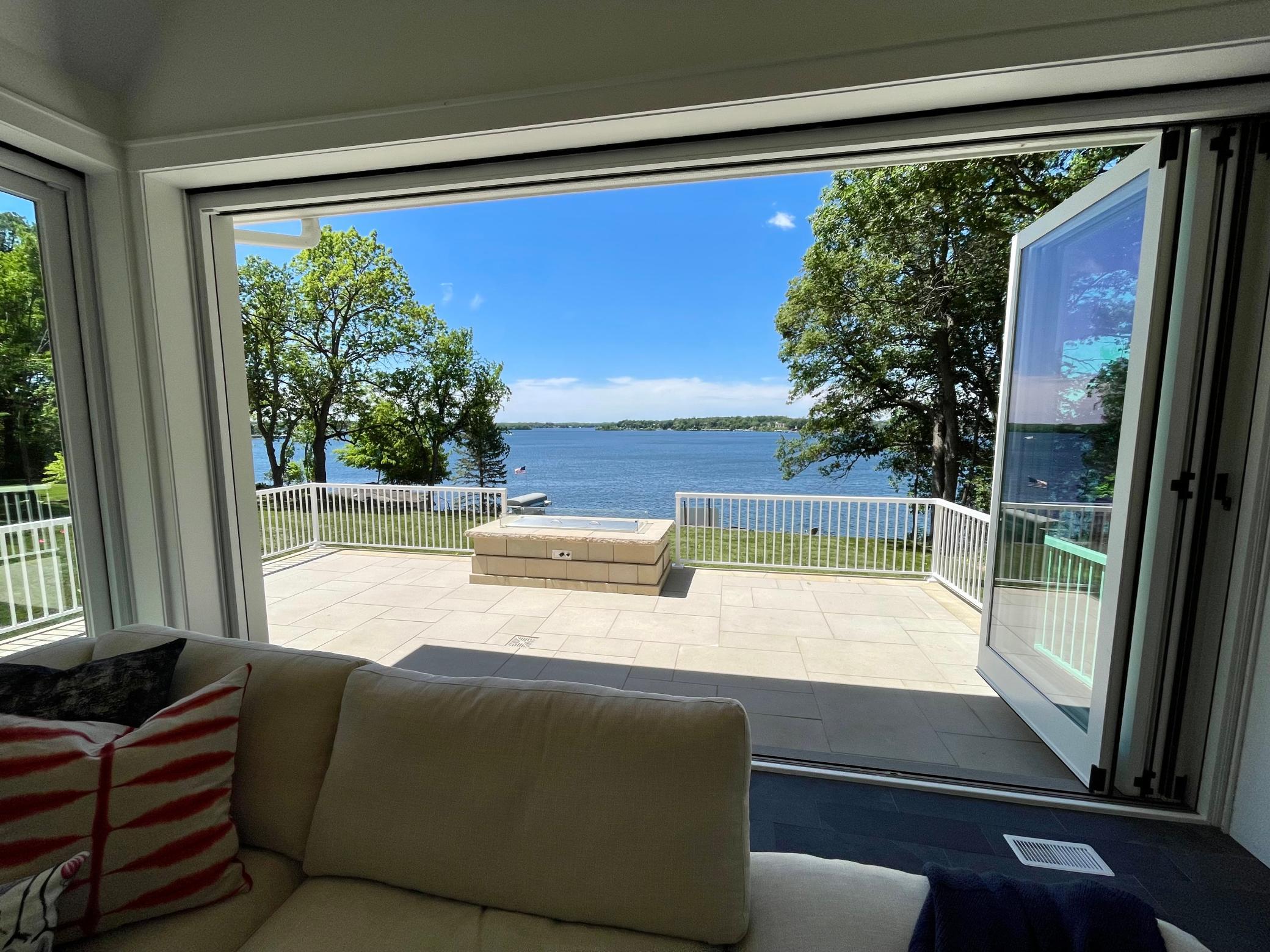 2475 Dunwoody Avenue