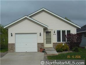 414 Lady Slipper Avenue NE