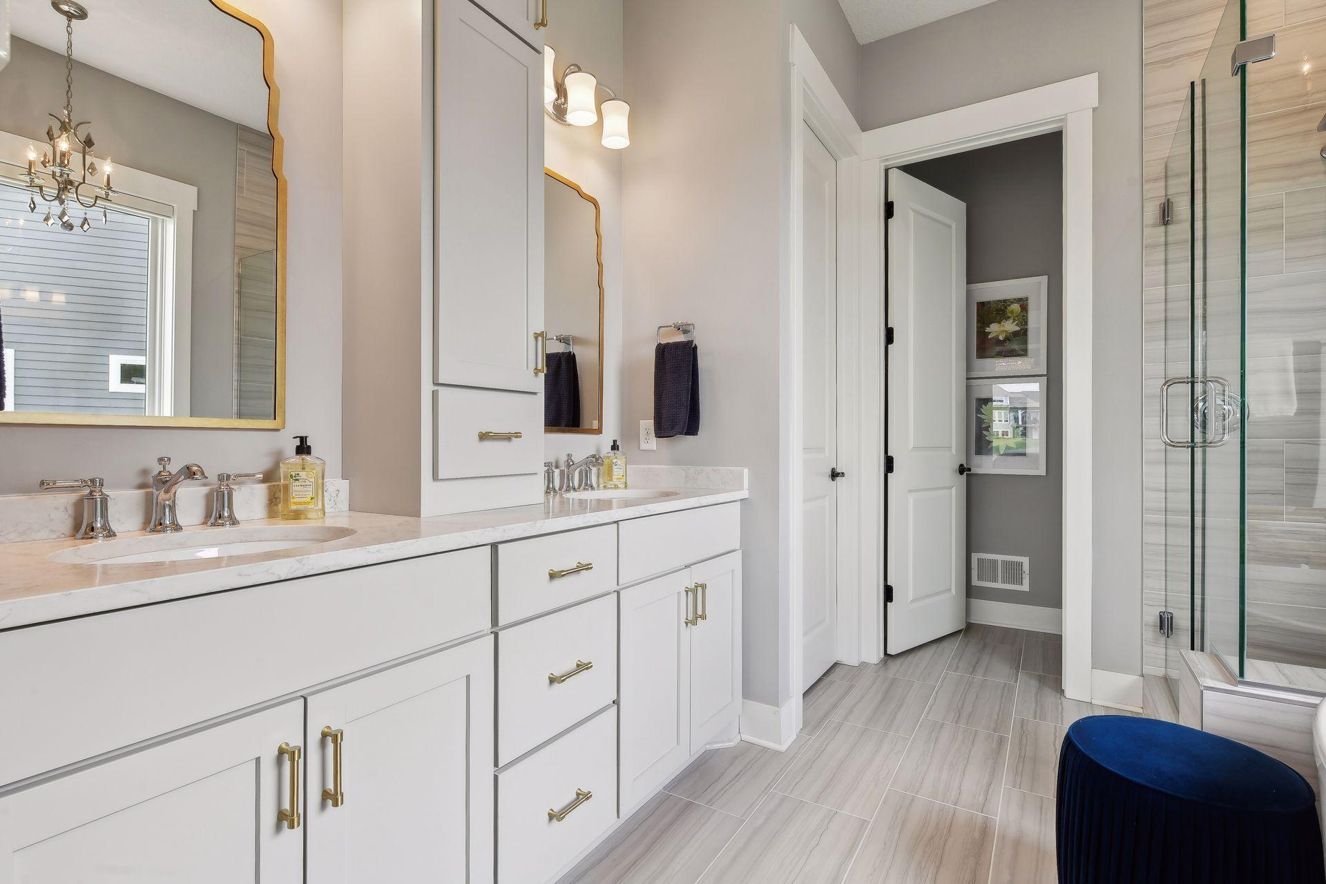 24420 Niblick Alcove