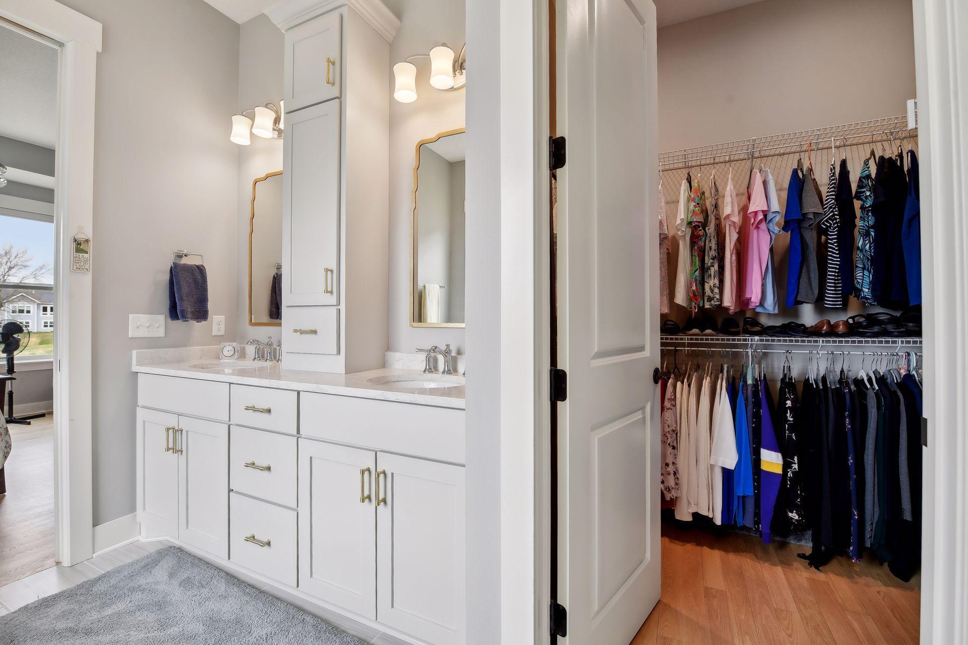24420 Niblick Alcove