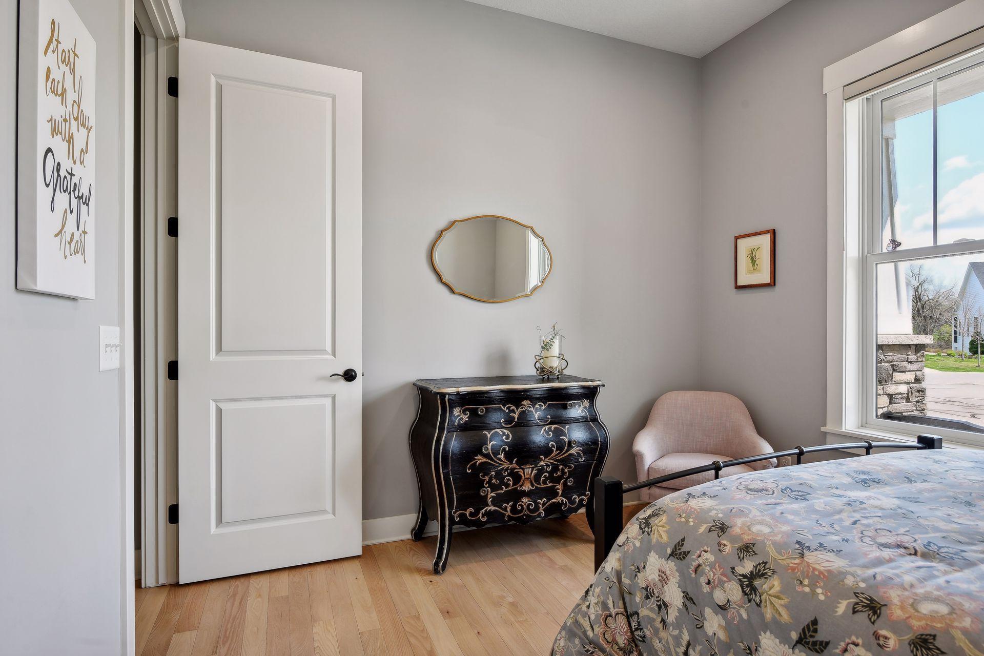 24420 Niblick Alcove