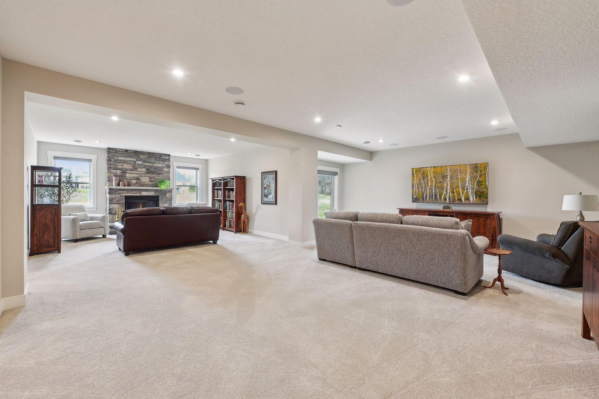 24420 Niblick Alcove