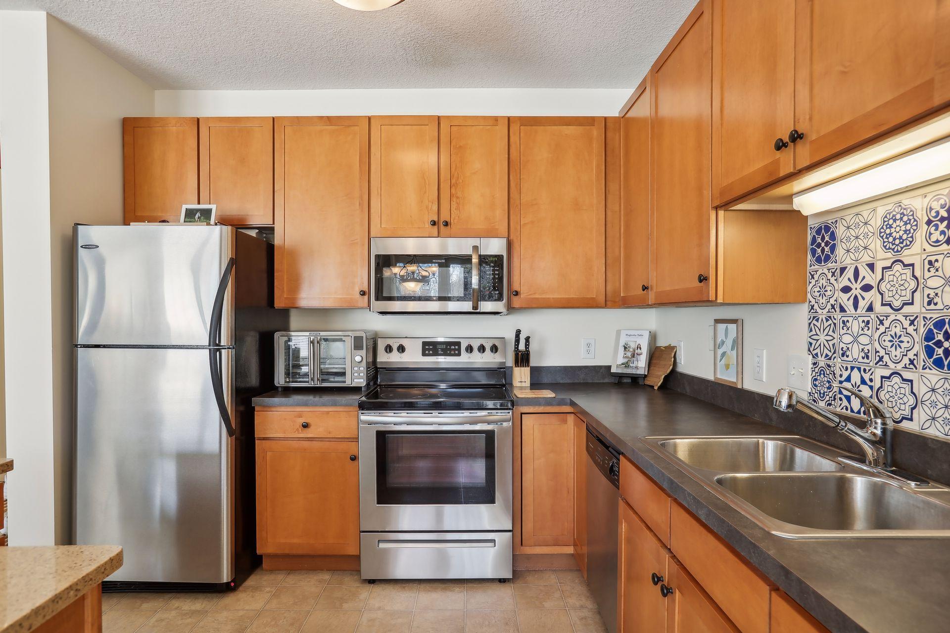 1070 Grandview Court NE Unit: 311