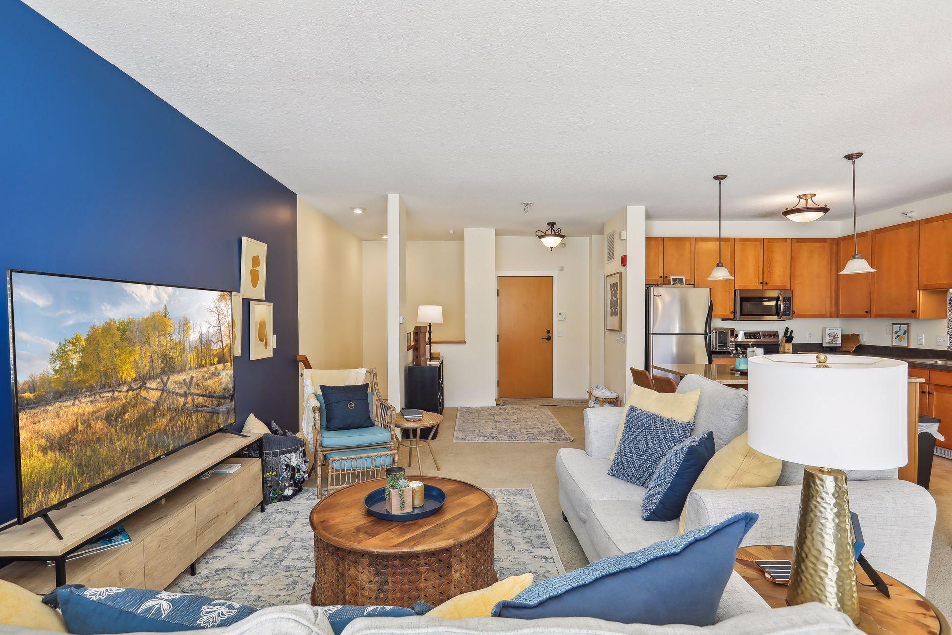 1070 Grandview Court NE Unit: 311